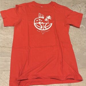 Nike t-shirt